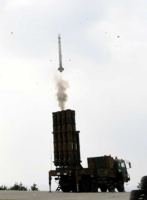 공군 지대공 미사일 천궁 시험발사 모습. <사진=뉴시스>