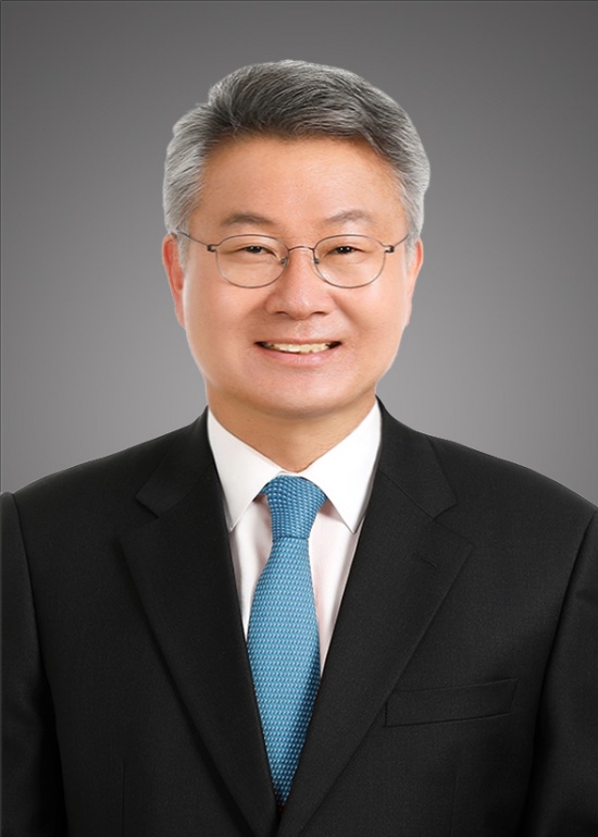 더불어민주당 김회재 의원이 당 법률위원장으로 임명됐다.